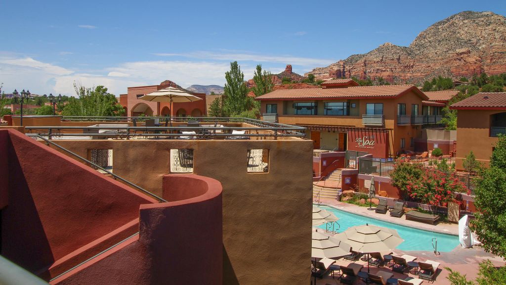 Resort of the day: ow.ly/8TG6309GTvy <a href="/SedonaRouge/">Sedona Rouge Hotel</a> in #Sedona, #Arizona.