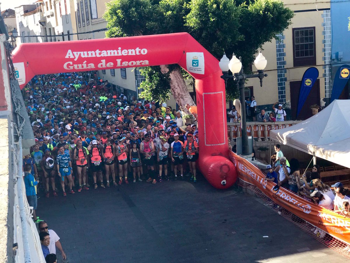 trailcanarias's tweet photo. https://t.co/Q0ogwto5Yp 
Francisco Santana y Raquel Rivero ganan la VI Carrera de Montaña #trail #guiadeisora https://t.co/lgRZu8mcbS