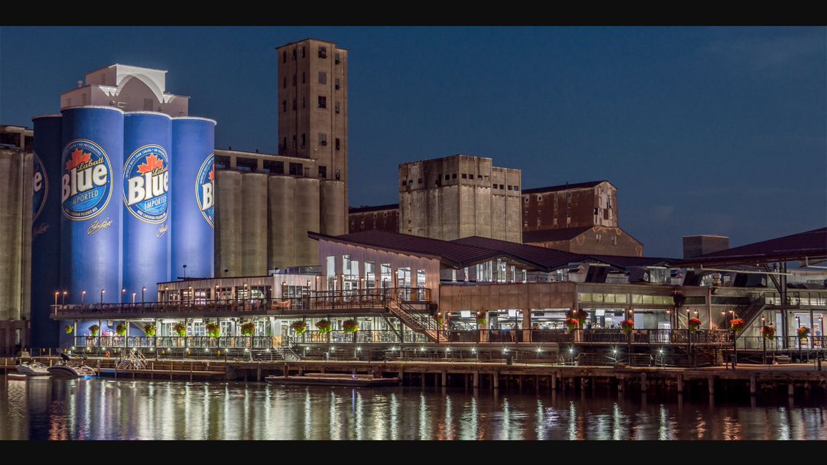 RiverWorksBFLO's tweet photo. @NDmbb Notre Dame bball fans meet at Riverworks! Huge 25' TV. Park and walk to arena! #buffhoops #NotreDamebasketball #GoIrish #Buffalo https://t.co/b8JXzgCJSw