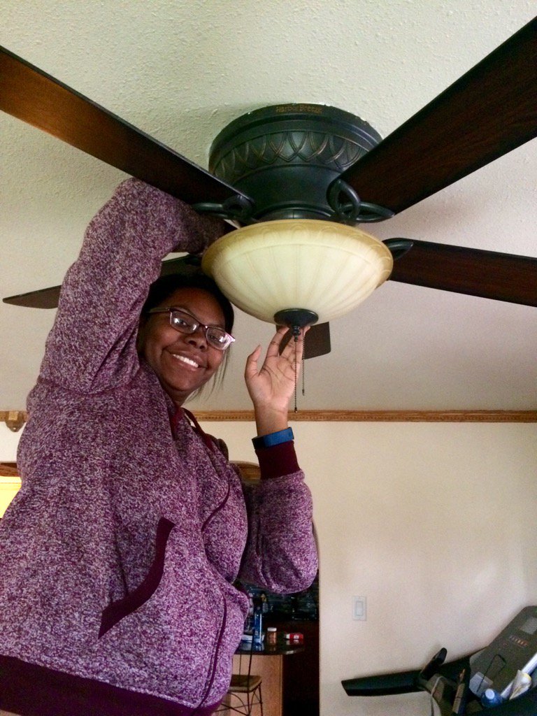 Trinity_U's tweet photo. Amani Canada '20 installs energy efficient light bulbs with @GreenLightNOLA and #TrinityASB #TrinityTravels https://t.co/kP9AGvk2y4