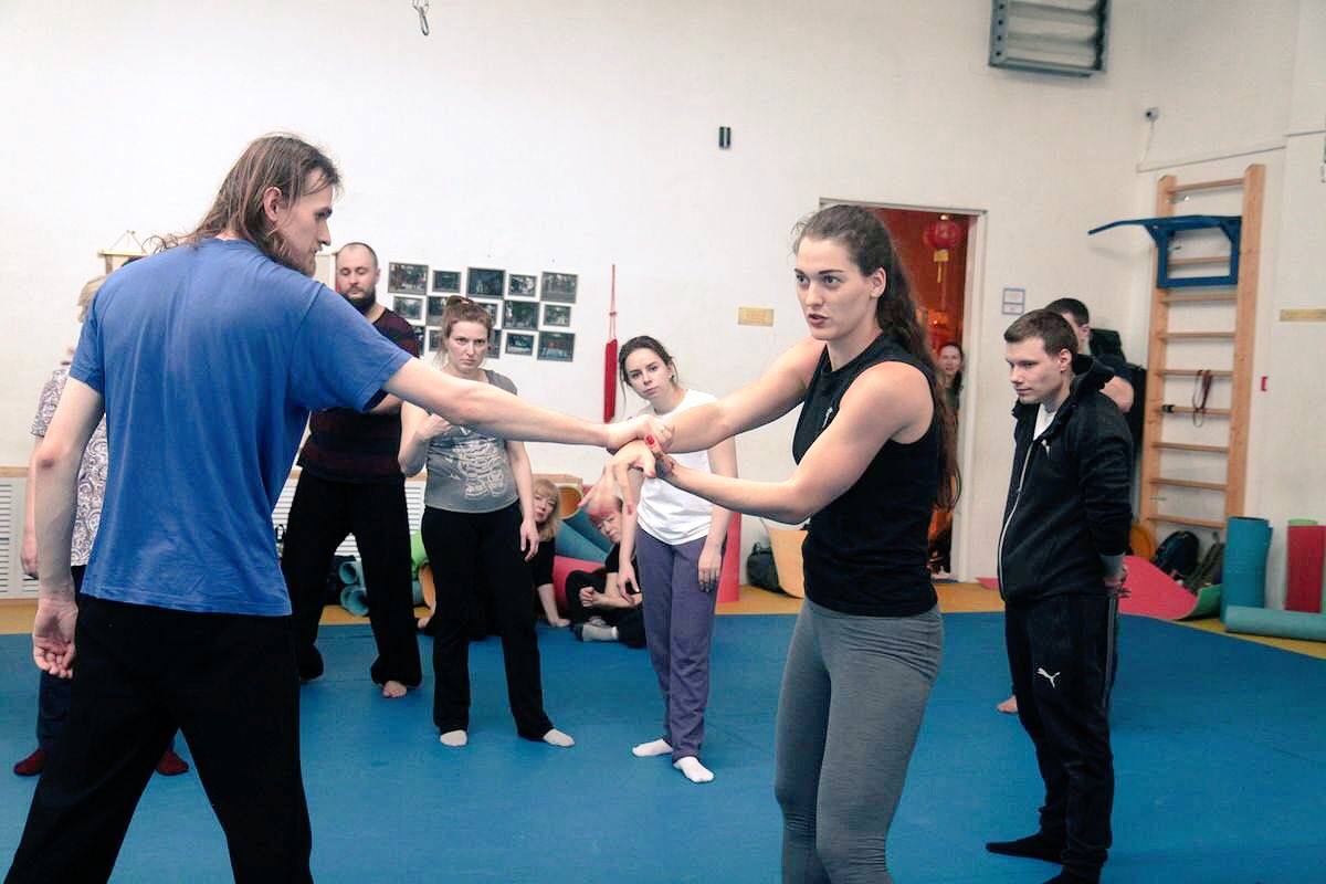 MasterShiYanbin's tweet photo. 12 марта прошёл открытый урок по программе #ShaolinLife. https://t.co/ReJxHtTAwu