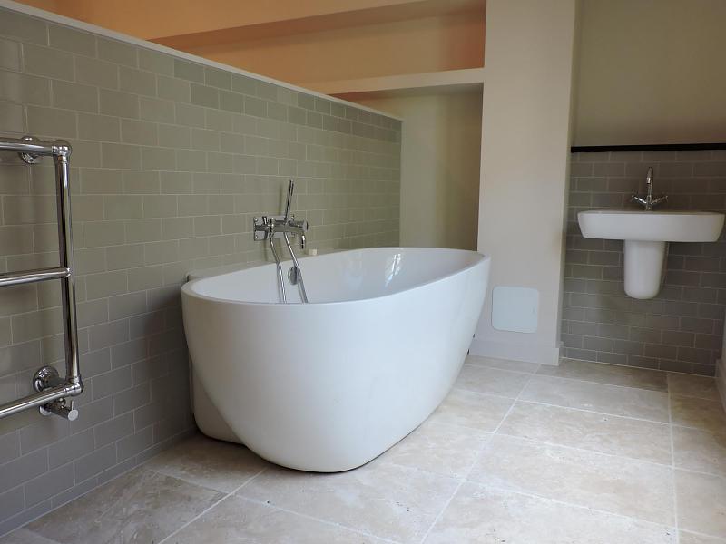 Leaderslaines's tweet photo. A gorgeous 3 bed mews house in the North Laines. £2200pcm Available from MID APRIL. #Northlaine #Brighton  Visit: https://t.co/gy4qYFe3UN https://t.co/bqTgmATEU5