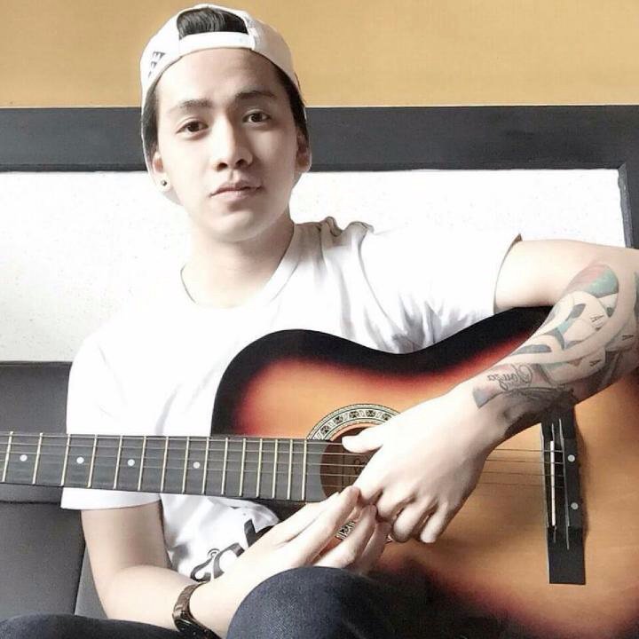 TomGoler's tweet photo. OMG! You have to see this. #BIGOLIVE > Kontes Foto Profil.  
https://t.co/9nhTp62uTv https://t.co/0OTo5fRDdT