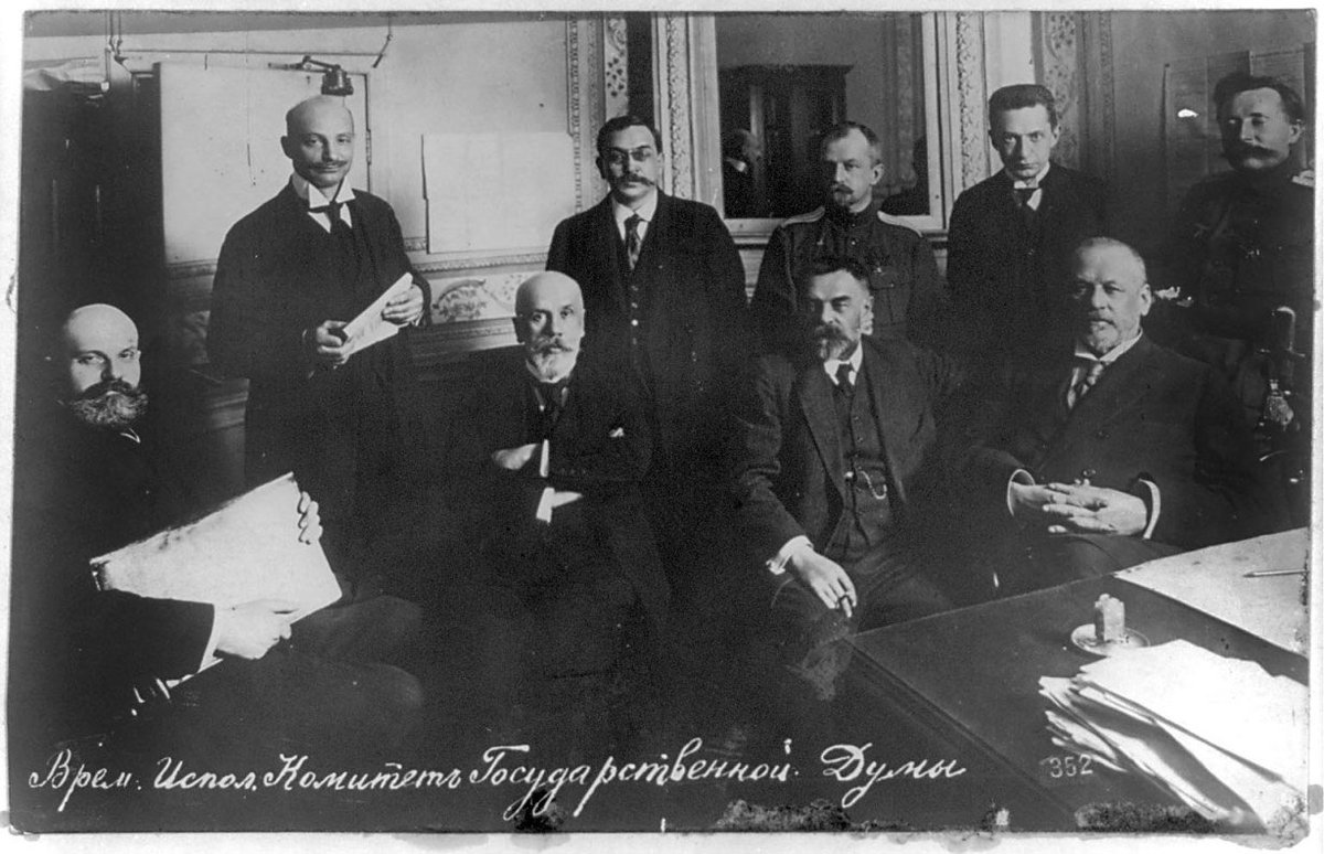 Confirm Imperial govt toppled. New revolutionary government formed in #Petrograd #1917LIVE