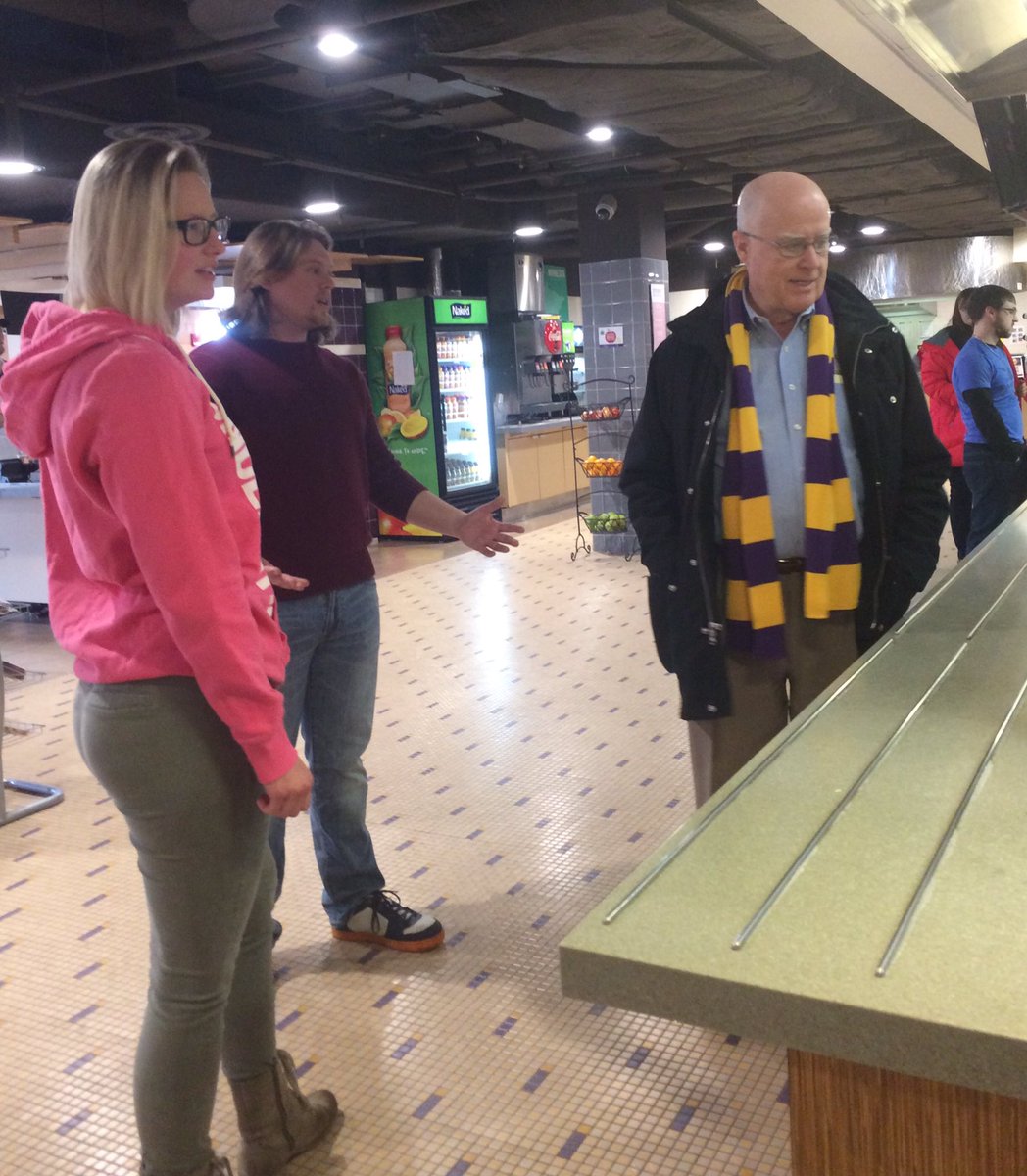 #MeatlessMonday lunch with <a href="/UWStevensPoint/">UW-Stevens Point</a> Chancellor Patterson! @uwspdsc <a href="/UWSP_SGA/">UWSP SGA</a> <a href="/boggdrainer/">Deaken Boggs</a> <a href="/RobAbrahamian51/">Robert Abrahamian</a> <a href="/UWSPDOS/">UWSP Dean Troy</a> #meatfreesp