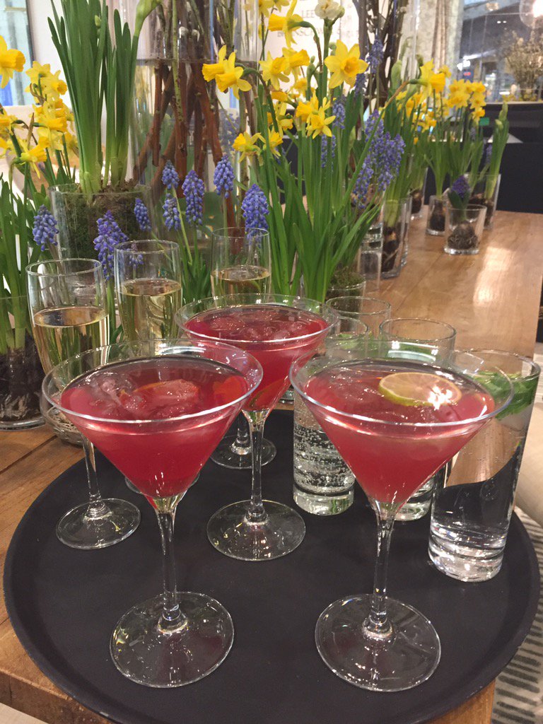 Delicious Cocktails & Champagne being served in @gpjbaker showroom #LondonDesignWeek