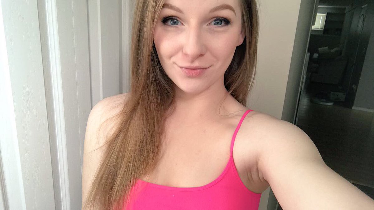 myskyewatson's tweet photo. Online https://t.co/fM2J9lS7Yk now! @chaturbate @Natuky85 @brndn1116 @TeamPervcb @Hot_Girls_247 @S2nningBabes @SexyLThings @CamGirlzParty https://t.co/ZN6zdRHp0f