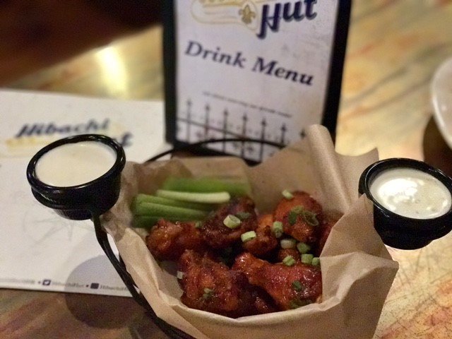 TheHutMHK's tweet photo. Monday's in NOLA are still for Red Beans and Rice, but, we also recommend Hut Classic Tiger Wings! #GeauxHut #WhoDatHut #downtownmhk https://t.co/Qs47VVp9vD