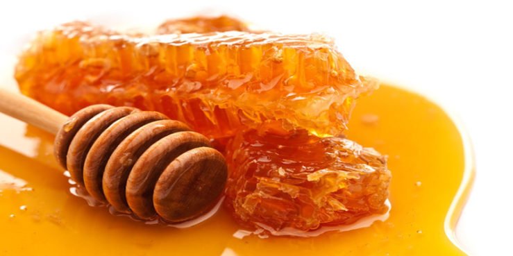 GloriaMagazine's tweet photo. 3 Health benefits of raw honey! https://t.co/mpPSBNzNHf https://t.co/cQKEOmkskb
