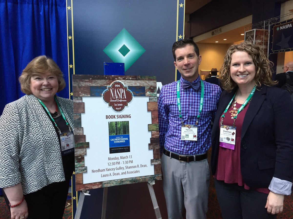 CAS_Standards's tweet image. Grab your hot-off-the-presses copy of "Using the CAS Prof Standards" and get it signed now in the #NASPA17 bookstore! #SAassess #CASfans