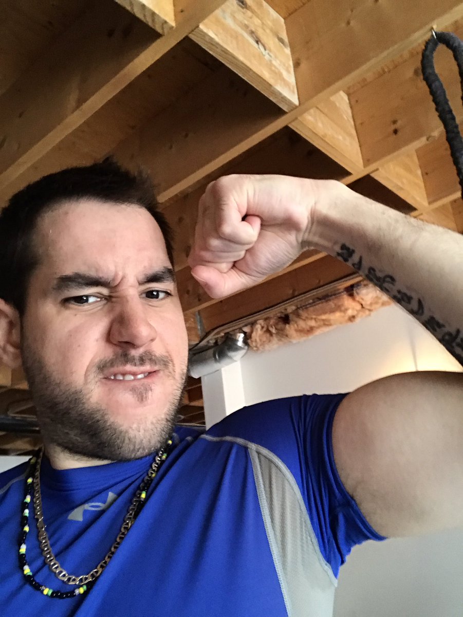 ganjaClause's tweet photo. @CDNThe3rd @DrDisRespect just had the best workout ever!! Feels soo damn goood #CeezP #WARcry #Rrrrrauuulll #bestH1streamersEVER #TooRot https://t.co/YrnN3myx1w