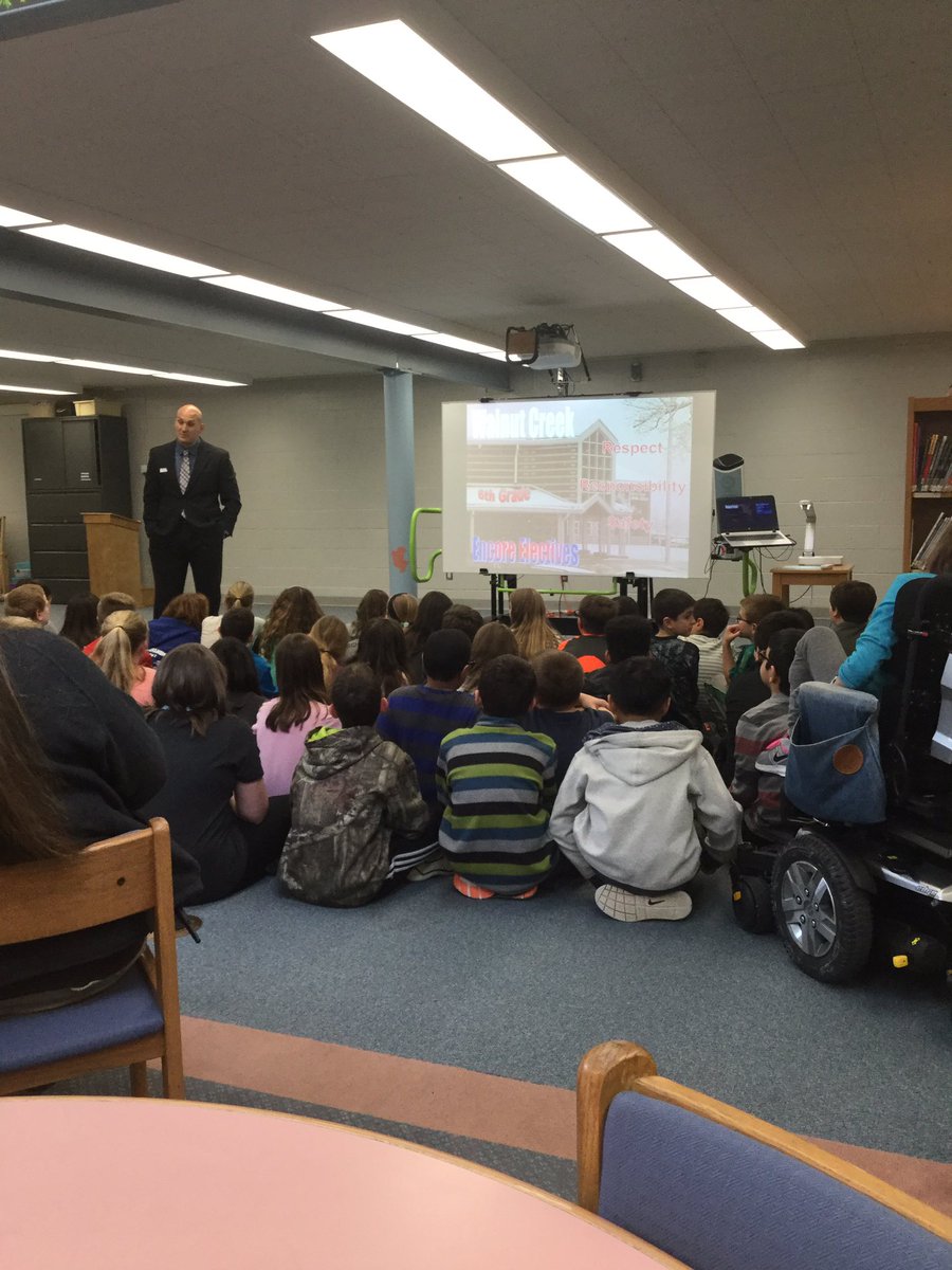 laura_iaquinto's tweet photo. @WalledLkSchools @OakleyPark1 @WalnutCreekMS can't believe this is happening. #almostmiddleschool https://t.co/I77XpQCI7E