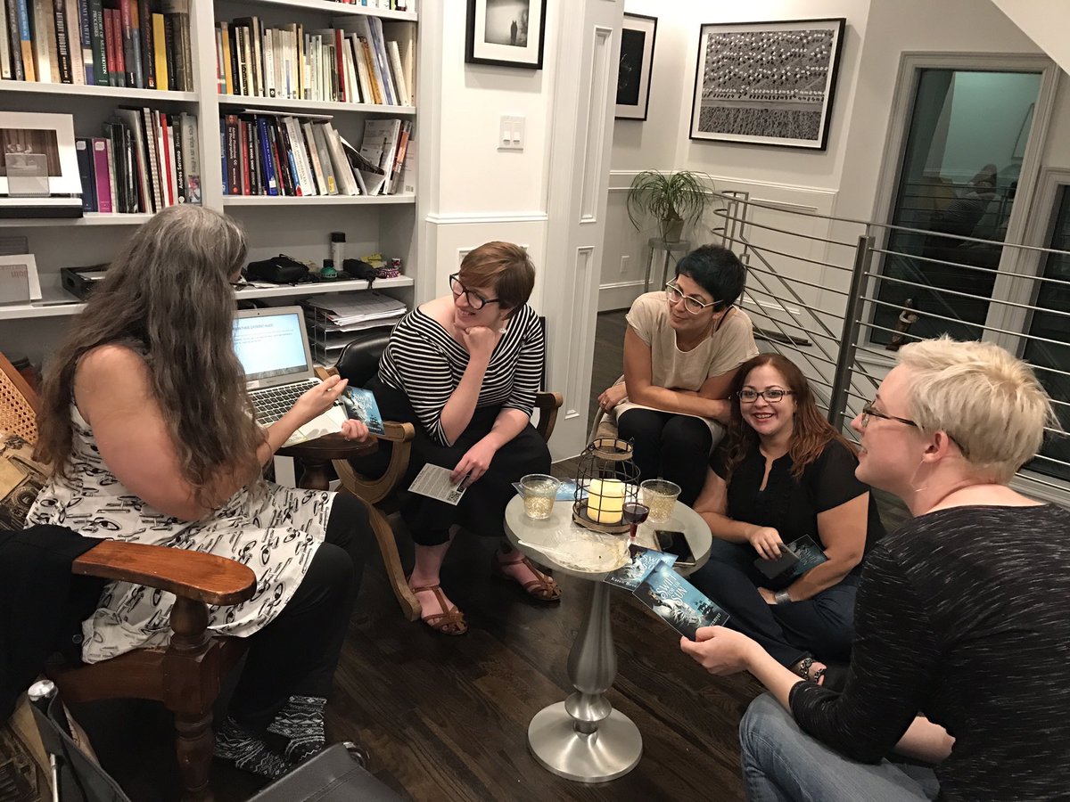 Tayyba_M_Kanwal's tweet photo. Writers are my favorite nerds.
#writefest2017 
@KateLechler @redpatricoral @frauleinlayla @karenbovenmyer https://t.co/y5o6tLV9ei