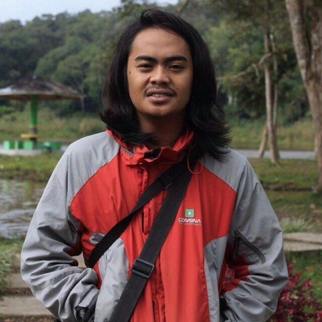 Arin235's tweet photo. OMG! Kamu harus melihat ini. #BIGOLIVE.  
https://t.co/DQACytHM1M https://t.co/Od4z7Atpu4