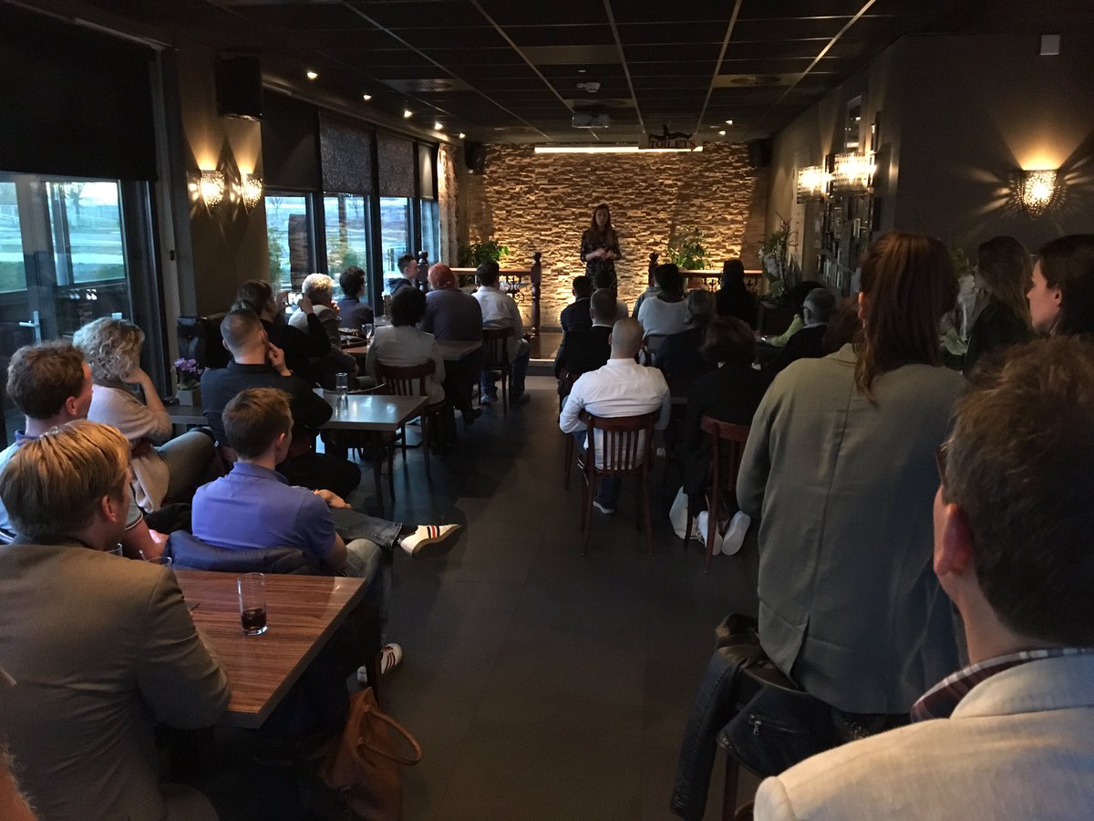Mooie opkomst vanavond bij 1e #Jongerenindelift in #Westland ook hier slaat het netwerkconcept aan bij jongeren en werkgevers! <a href="/GemWestland/">Gemeente Westland</a>