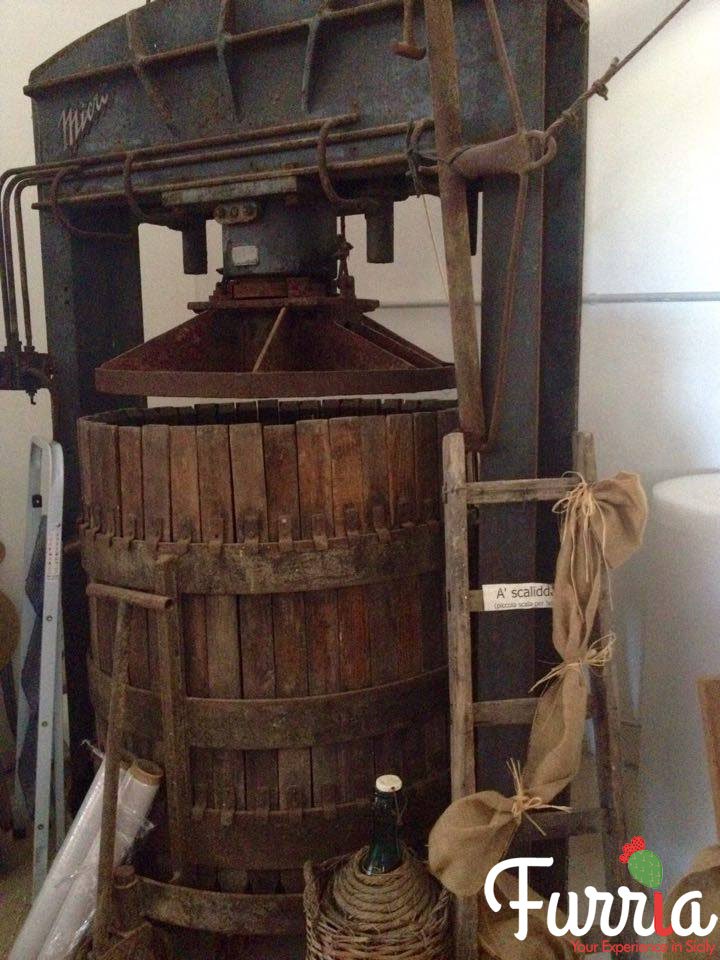 #Furrìa #experience #Sicily #tour #marzamemi #borgomarinaro #pesce #food #vino #drink #wine #degustazione --->   furria.it/listings/marza…