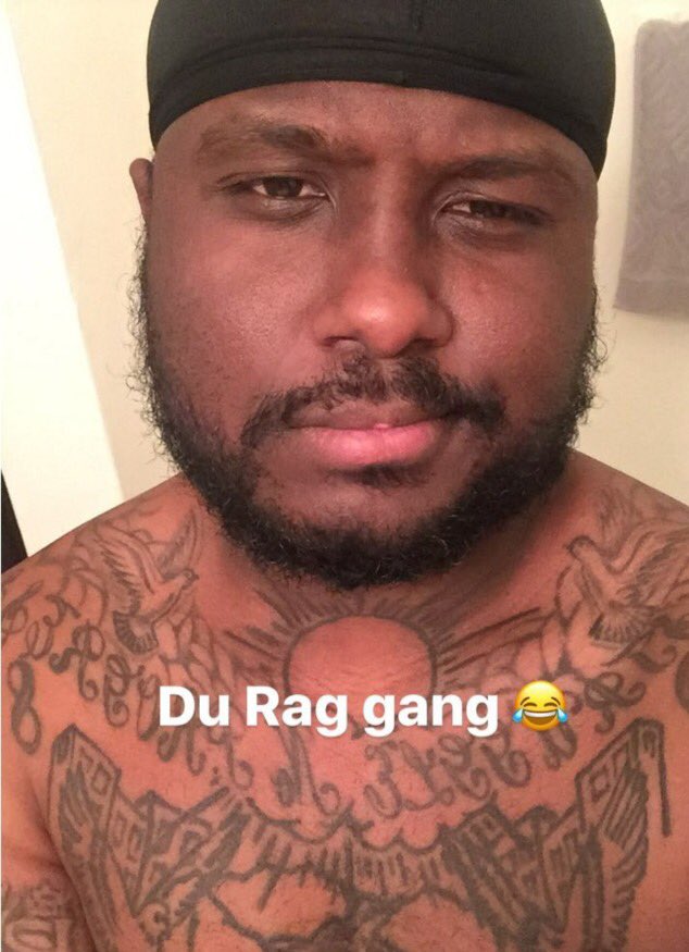 justshan911's tweet image. #IssaMCM The man behind the 📸with 🌊 for days. Hella talented, motivational &amp;amp; positive. AND tatted up😩😘@7scopemax #snack