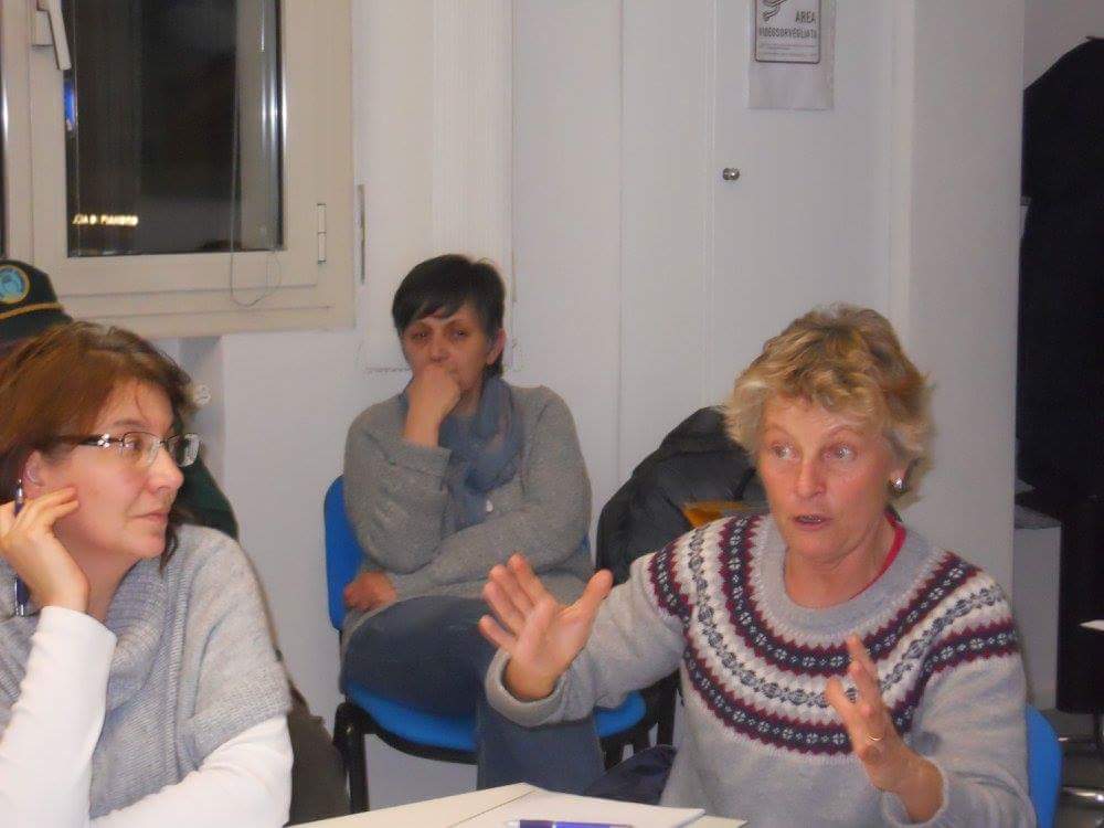 RifiutizeroUVSI's tweet photo. 3° incontro TdN #rifiuti zero in unione #riduco #recupero #riuso > Quali #dati per quali costi? #pianoro 9/3/17 https://t.co/7Hfo5Bt307