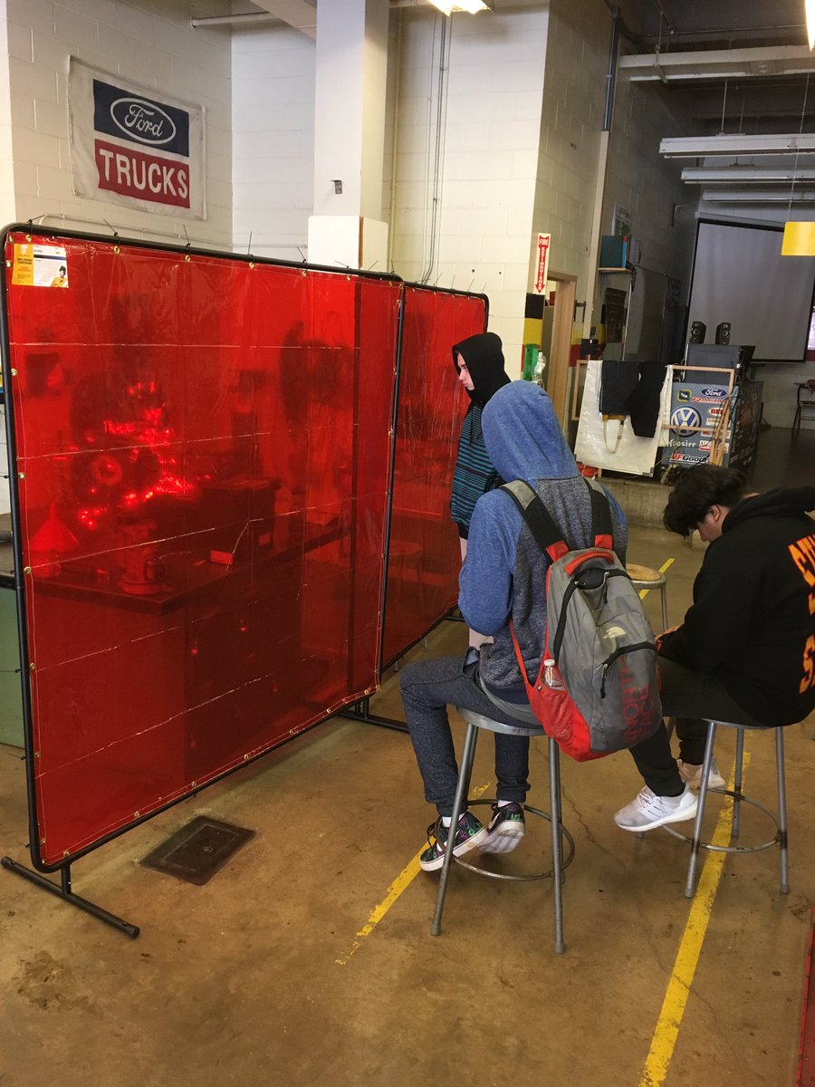 SullySHS's tweet photo. #Weldingpractice @Siegie_Saxon @SHSAppliedTech https://t.co/D2K7PP3538