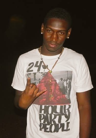 CuatroTheGiant's tweet photo. ππ @TRUEEY_MRMARCUS Day https://t.co/juTd8bcaQM