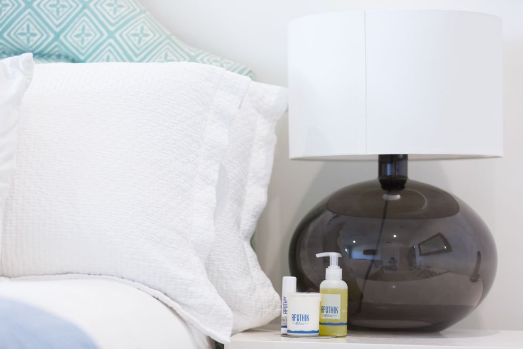 ApothikNature's tweet photo. Keep our Curio Concoction Infused Herbal Body Oil on your nightstand for a calming before-bed routine. https://t.co/BjlATe8iHU https://t.co/51fvGtq8rZ