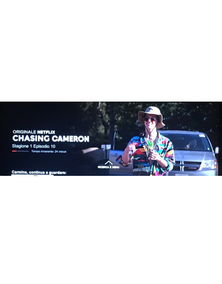 _Vrenzolina_'s tweet photo. I really love your outfit! 🌹 @taylorcaniff #chasingcamerononnetflix https://t.co/9DGFztaQA8