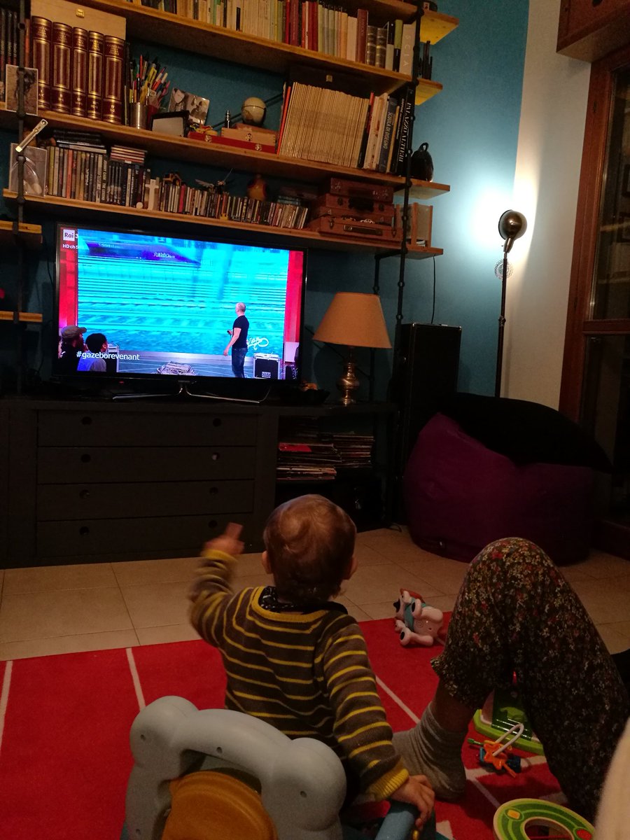 vulkanyzer's tweet photo. 15 mesi presente!
 @welikechopin  #gazebo https://t.co/G6sXWTGHqx
