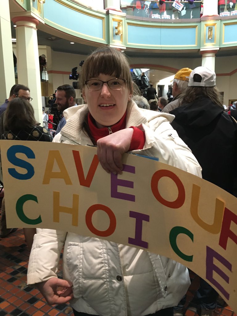 annajc16's tweet photo. Beautiful day to rally for my sisters choice to be in a sheltered workshop. #saveourchoice #autismawareness https://t.co/Ok4kStrOyP