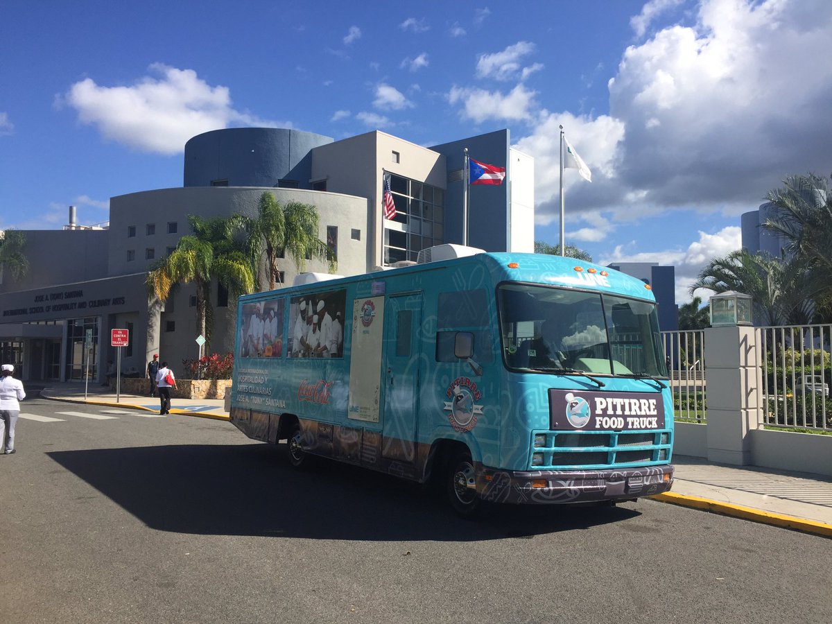 Llegó el nuevo Pitirre Food Truck a la @univdeleste y el @SUAGM #uneishca20 #unefoodfest #pitirrefoodtruck #teamUNE