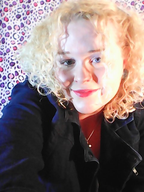 BunnieWilder's tweet photo. Birthday incoming.  33 was a very good year. https://t.co/iSOto0KvUa