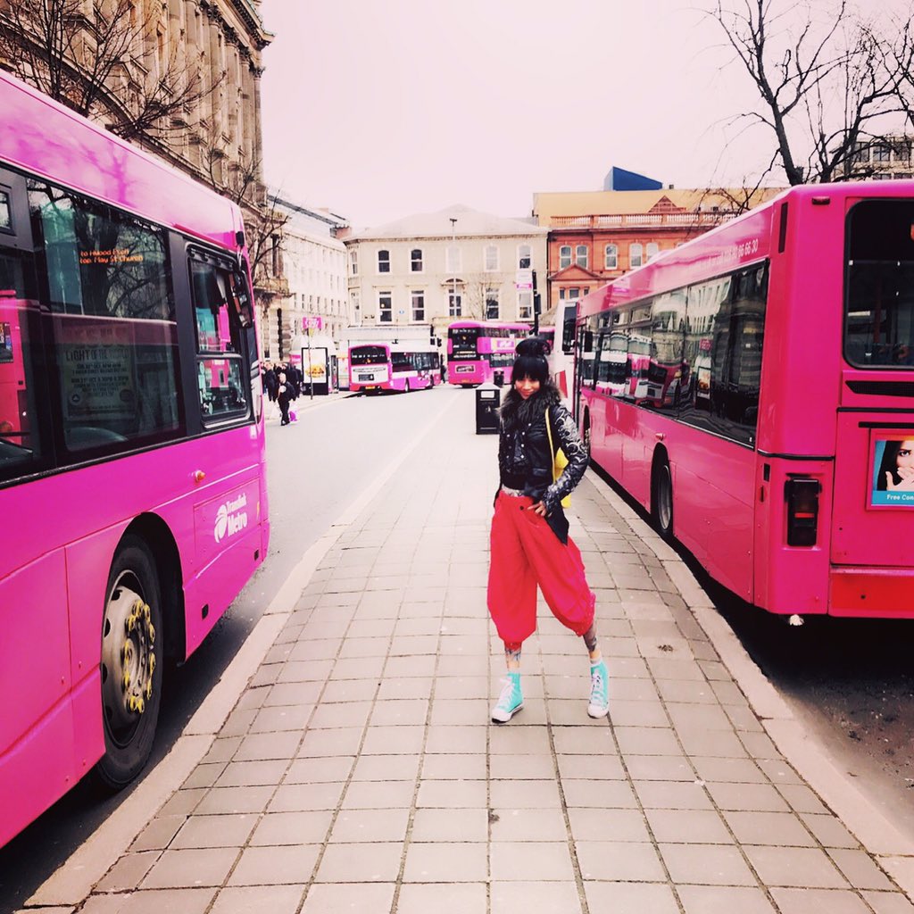 RealBaiLing's tweet photo. Likemy #pinkworkd ? #city lookslike #fun #elegant #lady Love #pink #bus #belfast
Cookie:colorurselflikelifecolorU#hot #fashion #uk #Ireland https://t.co/oLZPbLcVVO