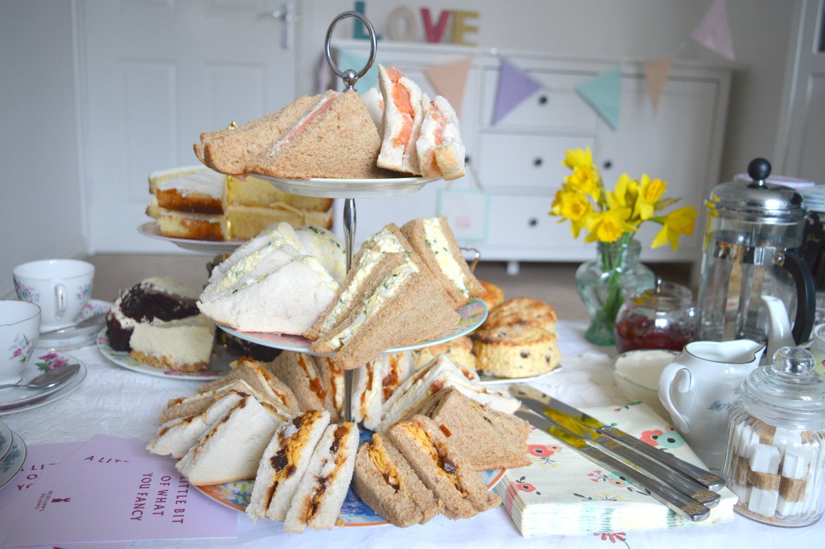 newgirlintoon's tweet photo. Afternoon Tea served in your own lounge! Check out the amazing mobile tea service by @mrsdellow https://t.co/HQ07nCj7FL #northeasthour https://t.co/JQhfekqhWg