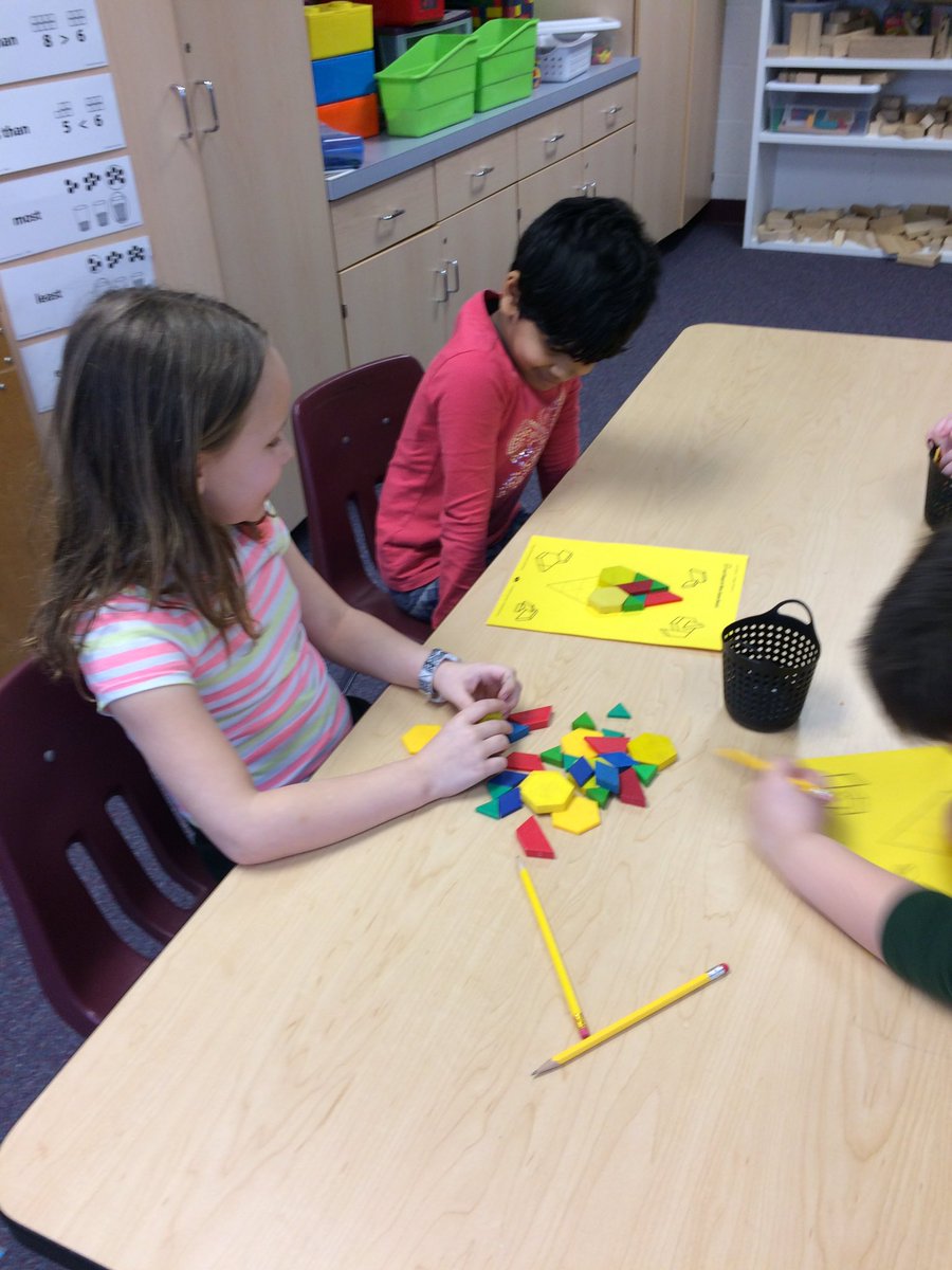 1st Grade Geometry Games #WeAreLamphere <a href="/roadrunnersrule/">Lessenger Elementary</a>