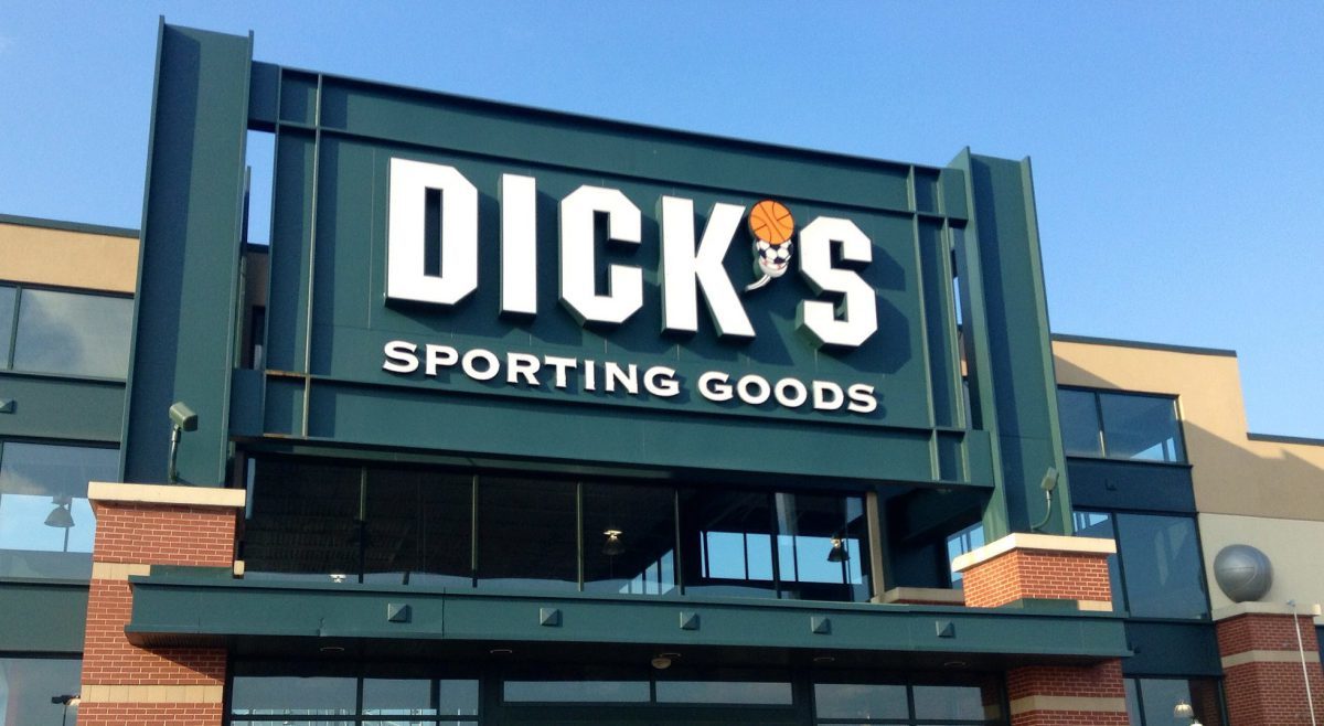 restaurantbp's tweet photo. Dick’s Sporting Goods Predicts More Trouble In Industry, Will Focus On House Brands https://t.co/GuaPV19OUv https://t.co/W26SPrMMmP