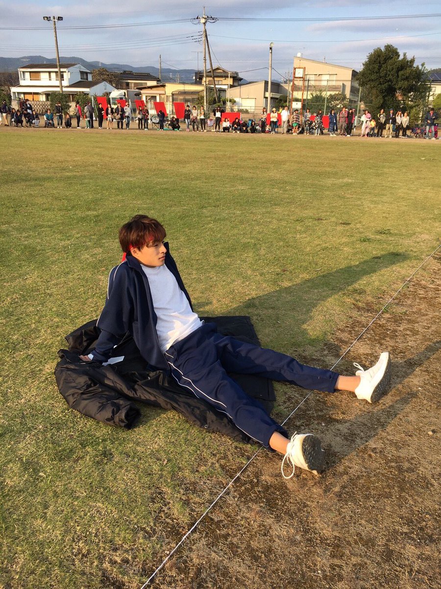 hirunaka_movie's tweet photo. #ひるなかアルバム
今日の1枚はこちら👇

「激走の裏側！」 by #白濱亜嵐

明日は #山本舞香 ちゃんです📸
#ひるなかの流星 #3月24日公開 https://t.co/FTO1iqH9vI