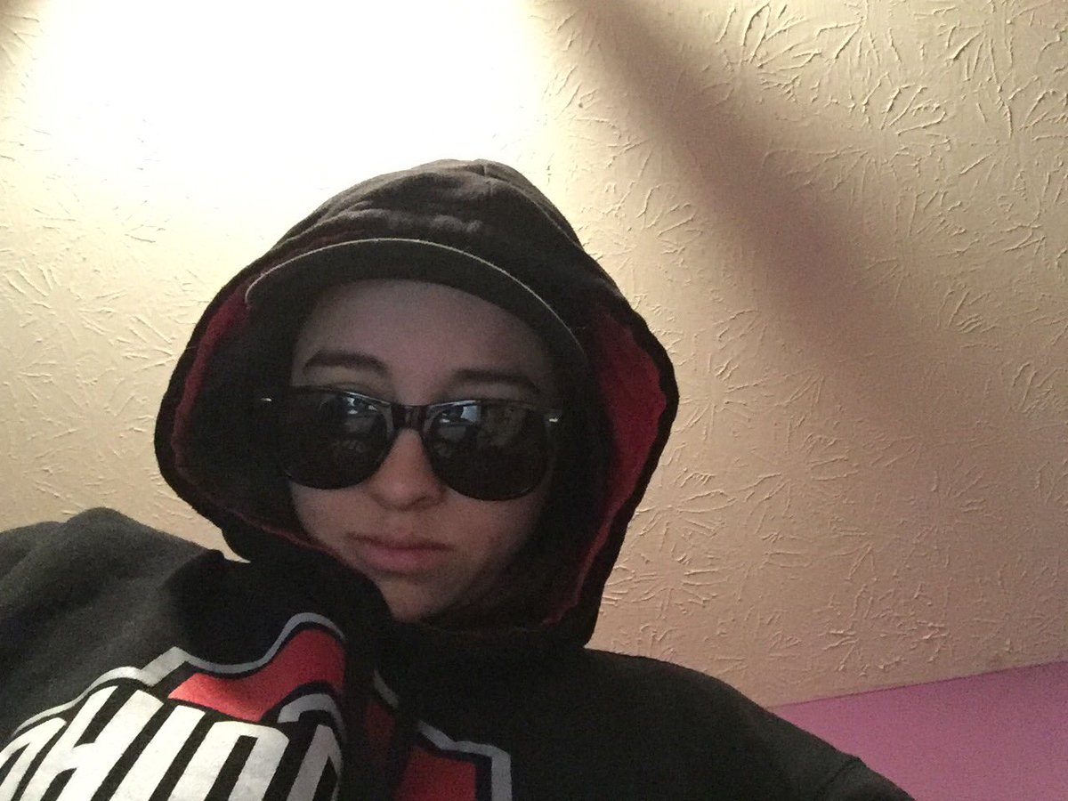 blakley_ann's tweet photo. leaving my house has me like https://t.co/uUnbxPSkUX