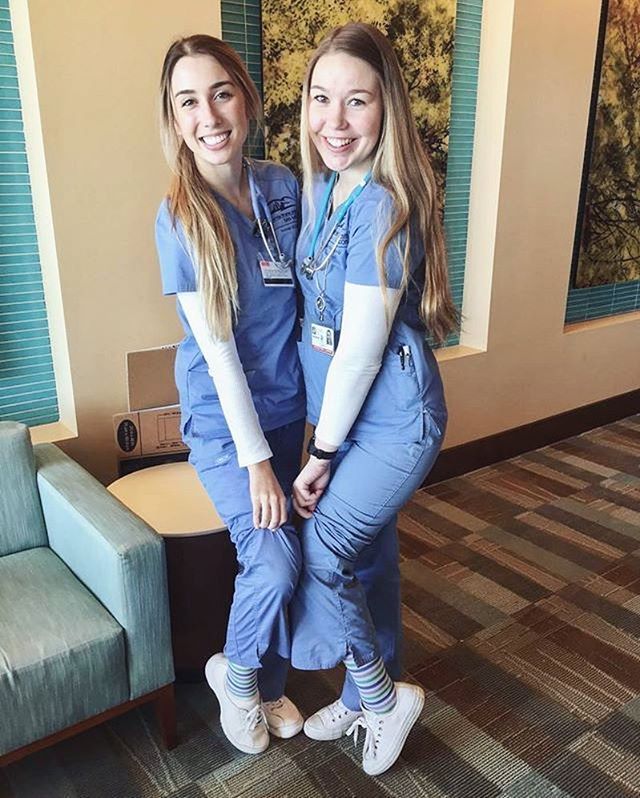 True friends wear matching compression socks 😘