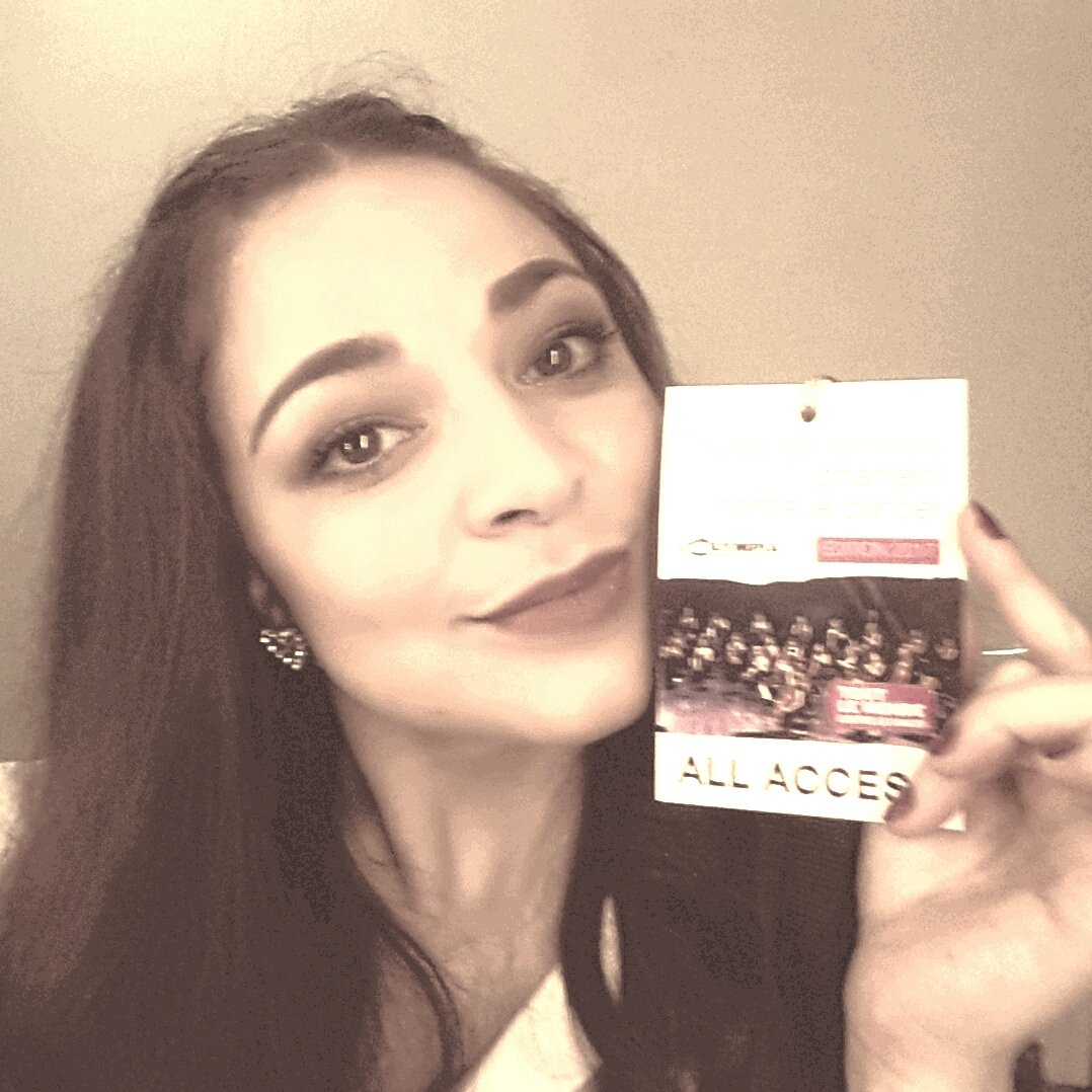 Ensemble pour ne plus être seul face à lui <a href="/contre_lecancer/">Unis Contre Cancer</a> @LesDixCom <a href="/opticiensatol/">Atol Mon Opticien</a> <a href="/inmusic/">tsu</a>