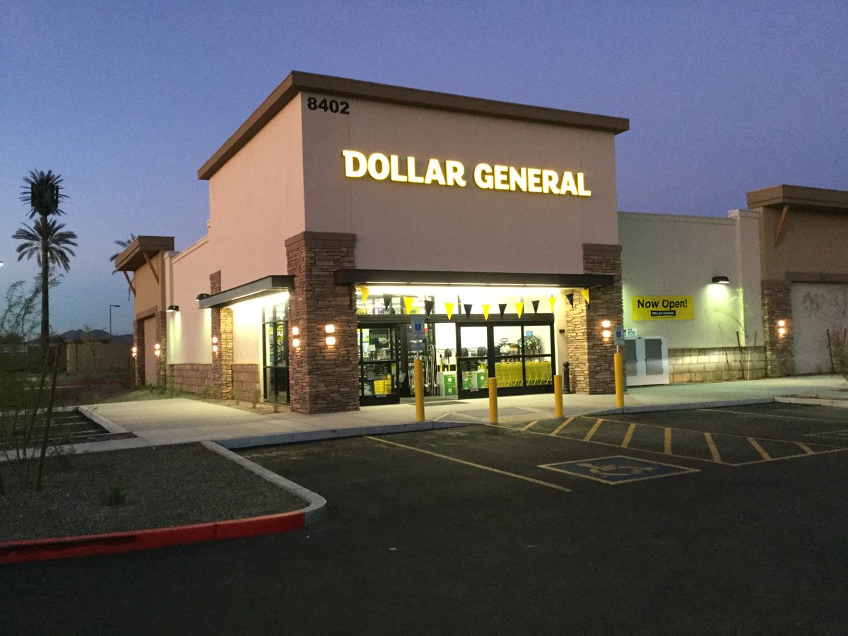 StoutBuilding's tweet photo. Our @DollarGeneral project in Mesa, AZ is complete and open for business. #construction #stoutbc https://t.co/nNxDwuKCXC