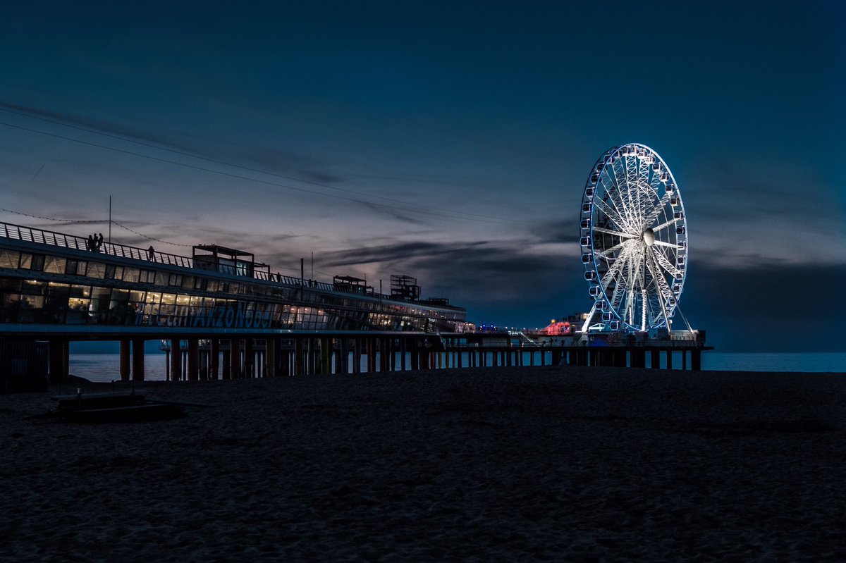 I colori del@tramonto sulla prima ruota panoramica d'Europa <a href="/FujifilmItalia/">Fujifilm Italia</a> @FujifilmEU #xpro2 #xf23f2 #panoramicwheel #sea #netherlands