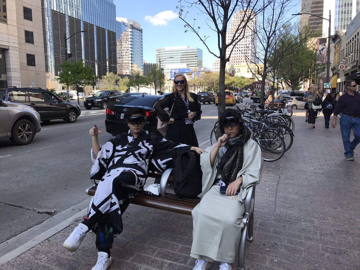 ryanghall's tweet photo. When reality isn't enough and #mixedreality is the only way forward. @hattiehats #sxsw #SXSWInteractive #OpenTheKomono https://t.co/NGMxra2A0E