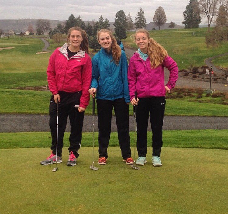 hannah_lemelin's tweet photo. So basically I just lose a friend every year :(  #whereisrileyandgillian #golfisrad https://t.co/OQs0b8yIjS