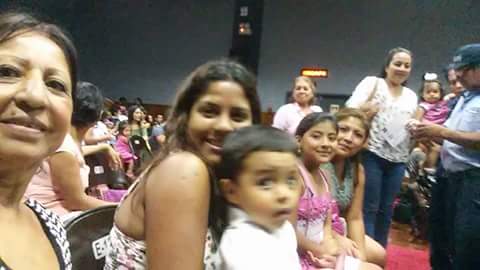 jamylew's tweet image. Viendo el show de la Gallina Pintadita teatro principal ICPNA de Lima 😙