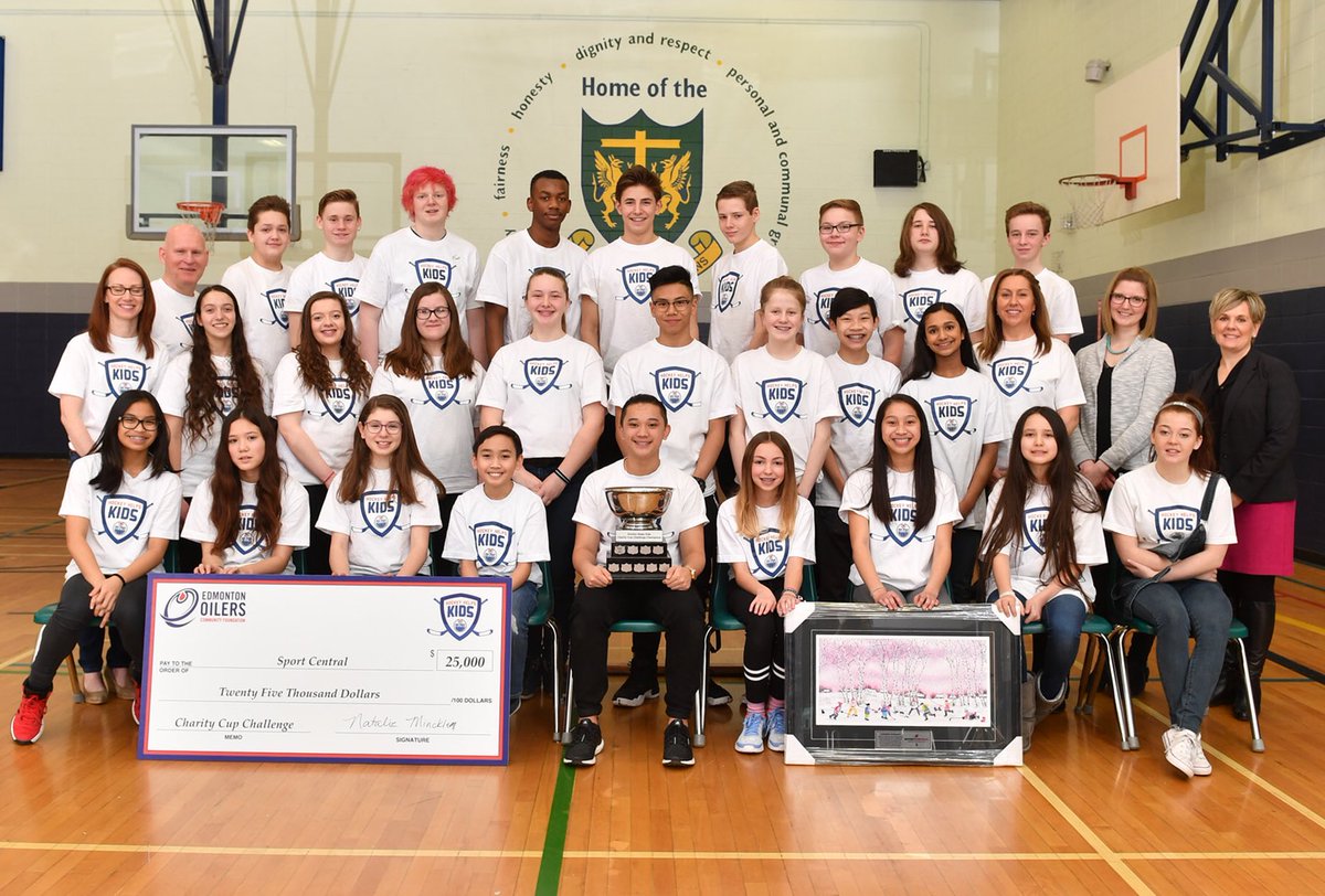 HockeyHelpsKids's tweet photo. Watch for #HockeyHelpsKids champs #TeamRNH from @fmtjh at the #Oilers game tomorrow as we celebrate their win &amp; the success of the program! https://t.co/4GEFxZoDkM