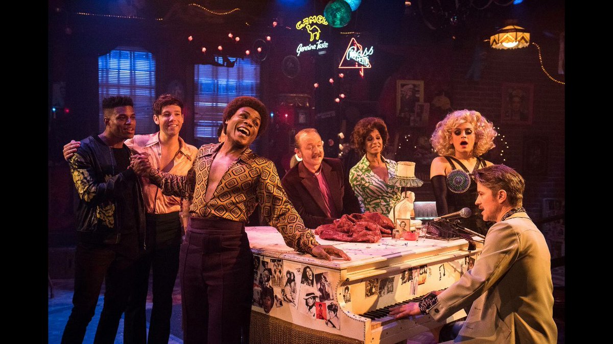 3_Martinis_in's tweet photo. I was expecting a real working #bar onstage :/ couldve used a 🍸🍸🍸 but it took me back to the #goodolddays #gaybar @TheViewUpStairs #nyc #70s https://t.co/KRn9dVewpf