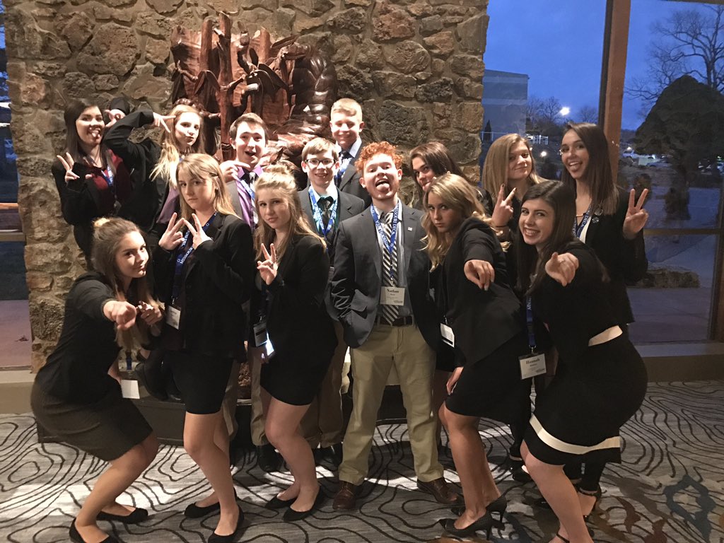 SavannahMODECA's tweet photo. Ready for Opening Ceremony! #MODECASCDC #SHSProud #DECAisLife https://t.co/5C0Hr5y1fa
