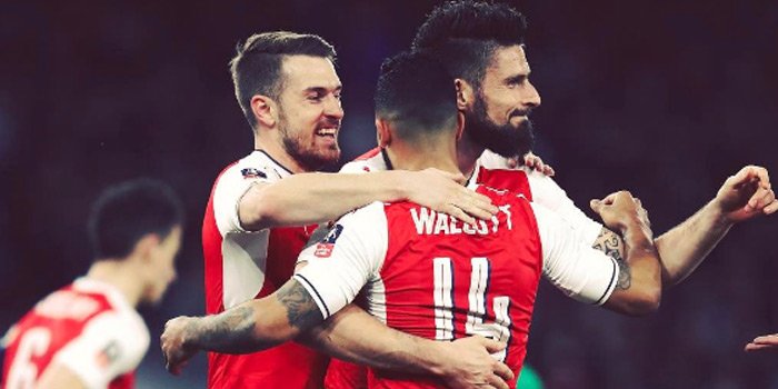 Betfair's tweet photo. Arsenal are chasing a 3rd #FACup in four years. Hit RT if you’d like to get your hands on a signed @Arsenal jersey. Winner drawn tomorrow https://t.co/o4Xy4V7xBL