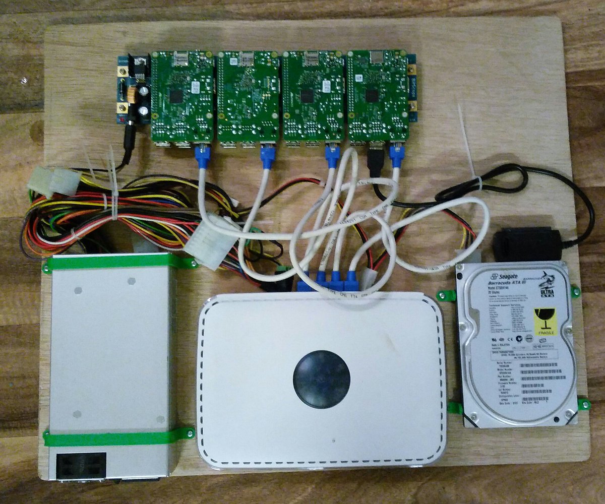 Newark_Avnet's tweet image. Computing with grids of #RaspberryPi and #BitScope Blade as it&apos;s taken for a roadtest: bit.ly/2mjlhFx