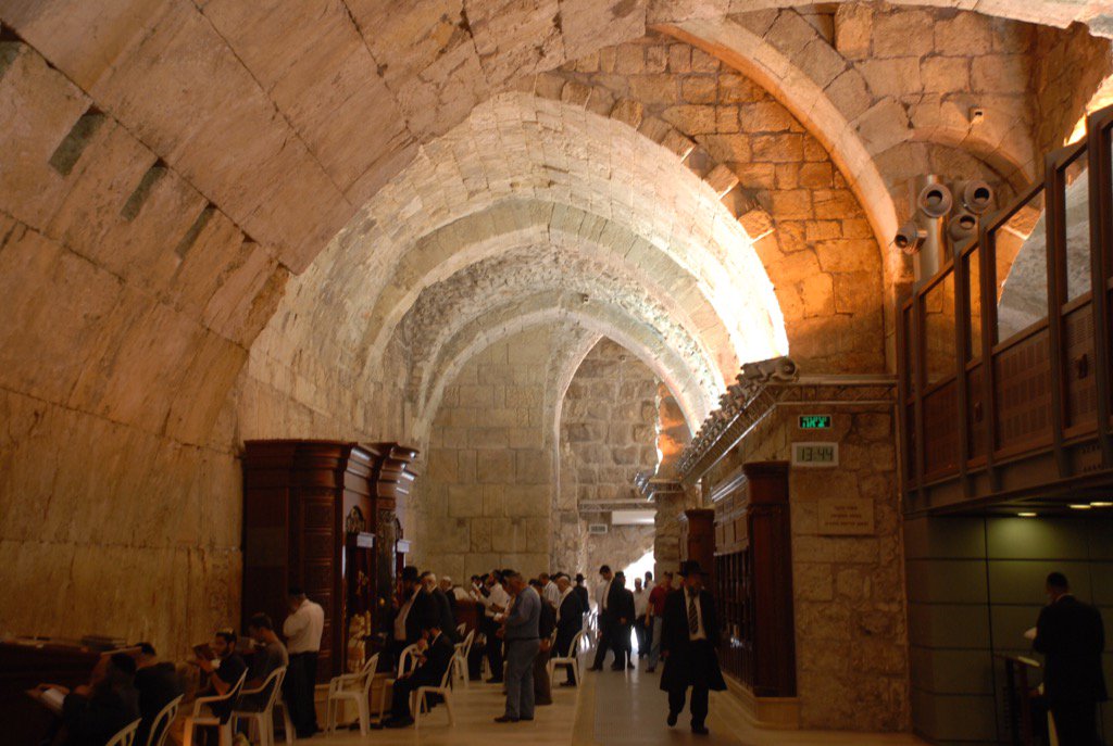 BarnabusPress's tweet image. Awesome place. Guess where?