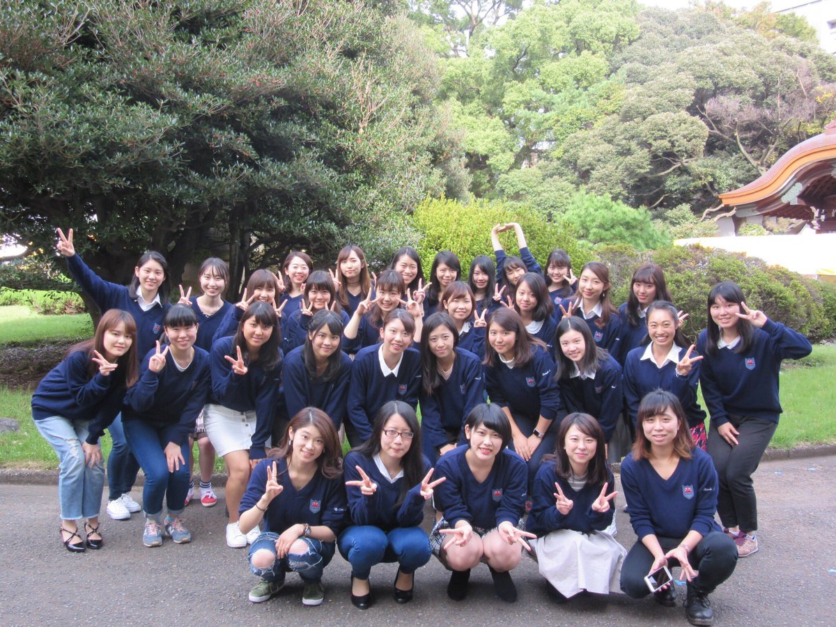 聖心女子大学e S S בטוויטר 10月 聖心祭 年に一度開催される聖心女子大学の学園祭 昨年essはディズニーシーでおなじみの餃子ドッグを売りました 聖心祭ではshessお揃いのセーターを着てみんなでワイワイ楽しみますよ ヾ ﾉ 春から聖心 T